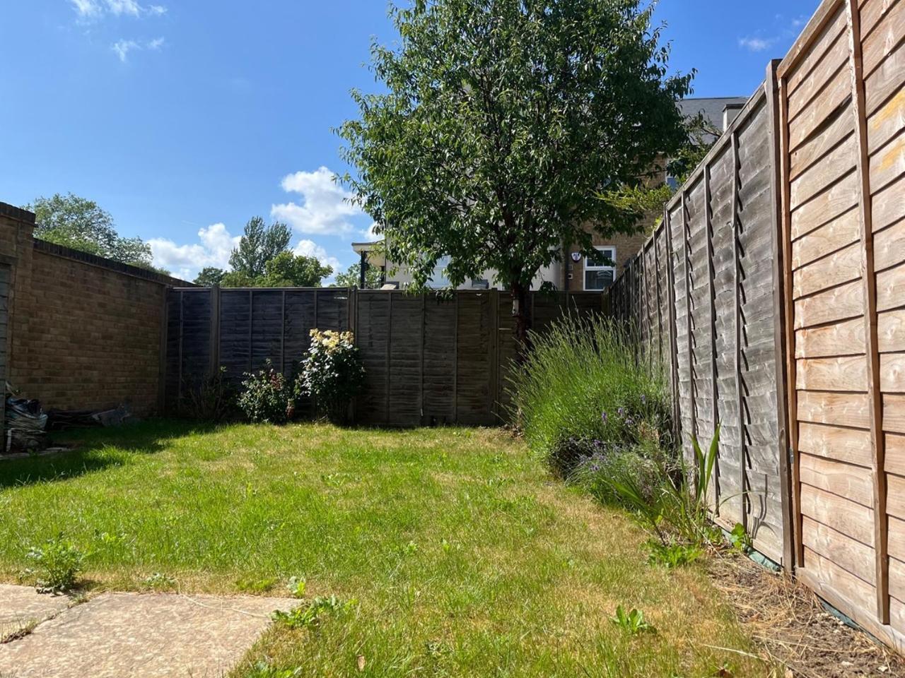 Bromley Common- Double Bedroom With En-Suite With Private Lounge In Shared Town House מראה חיצוני תמונה
