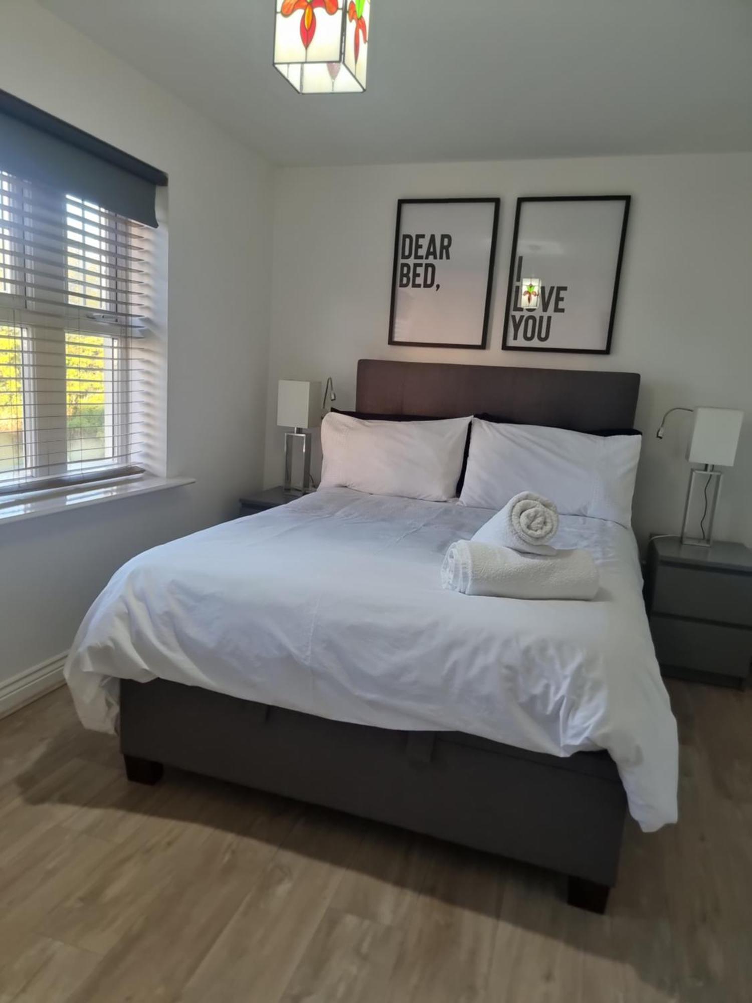 Bromley Common- Double Bedroom With En-Suite With Private Lounge In Shared Town House מראה חיצוני תמונה