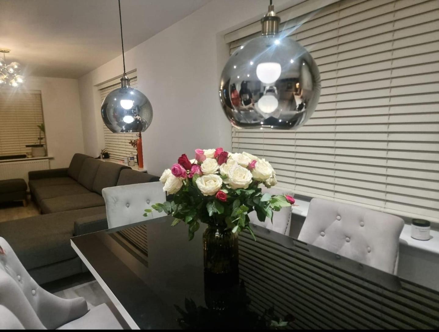 Bromley Common- Double Bedroom With En-Suite With Private Lounge In Shared Town House מראה חיצוני תמונה